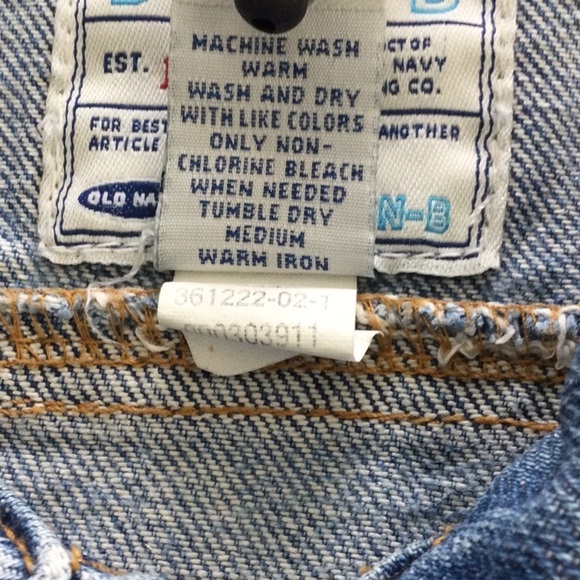 Old Navy Jean Jacket size M buttons front cuffs & back washable color blue #584 - Picture 7 of 10